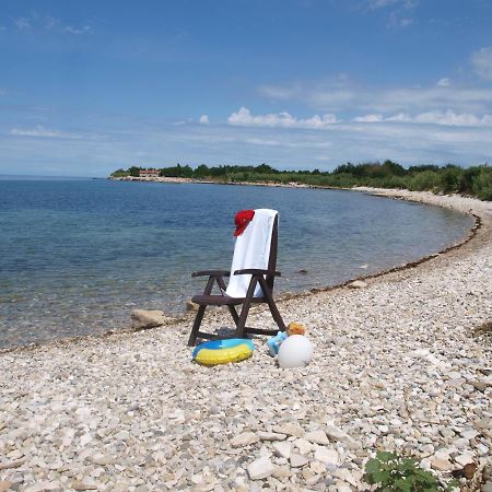 Camping Adria Mobile Homes In Camping Kastanija Novigrad Istria Esterno foto